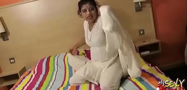  Rupali Bhabhi Hot Gujarati Babe White Shalwar Suit Strips Naked